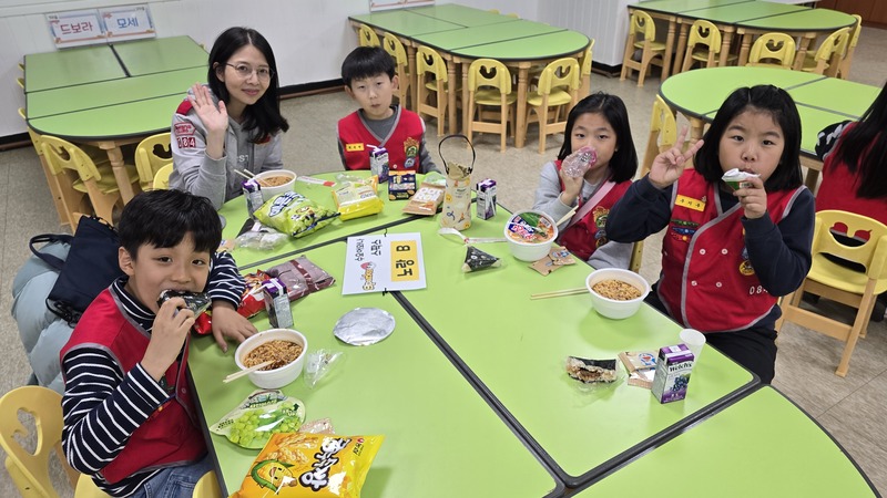 a2a76e2d72c4ce12783a8b1beffa3fee_1762565858_6511.jpeg a2a76e2d72c4ce12783a8b1beffa3fee_1762565858_6511.jpeg